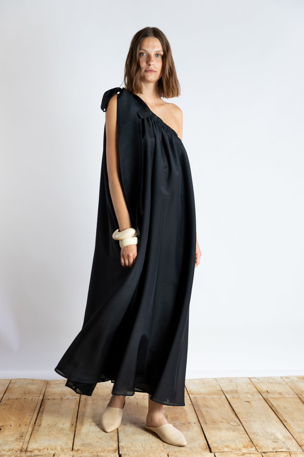 Psophia - One Shoulder Bow Dress XS Psophia - One Shoulder Bow Dress XS