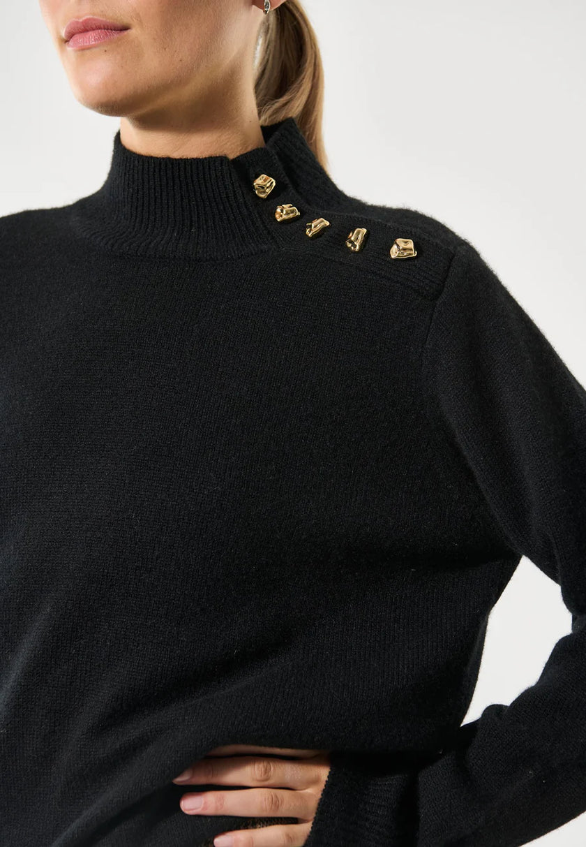 Dea Kudibal- Casmiradea Cashmere Sweater - Edit by Elaine Turner