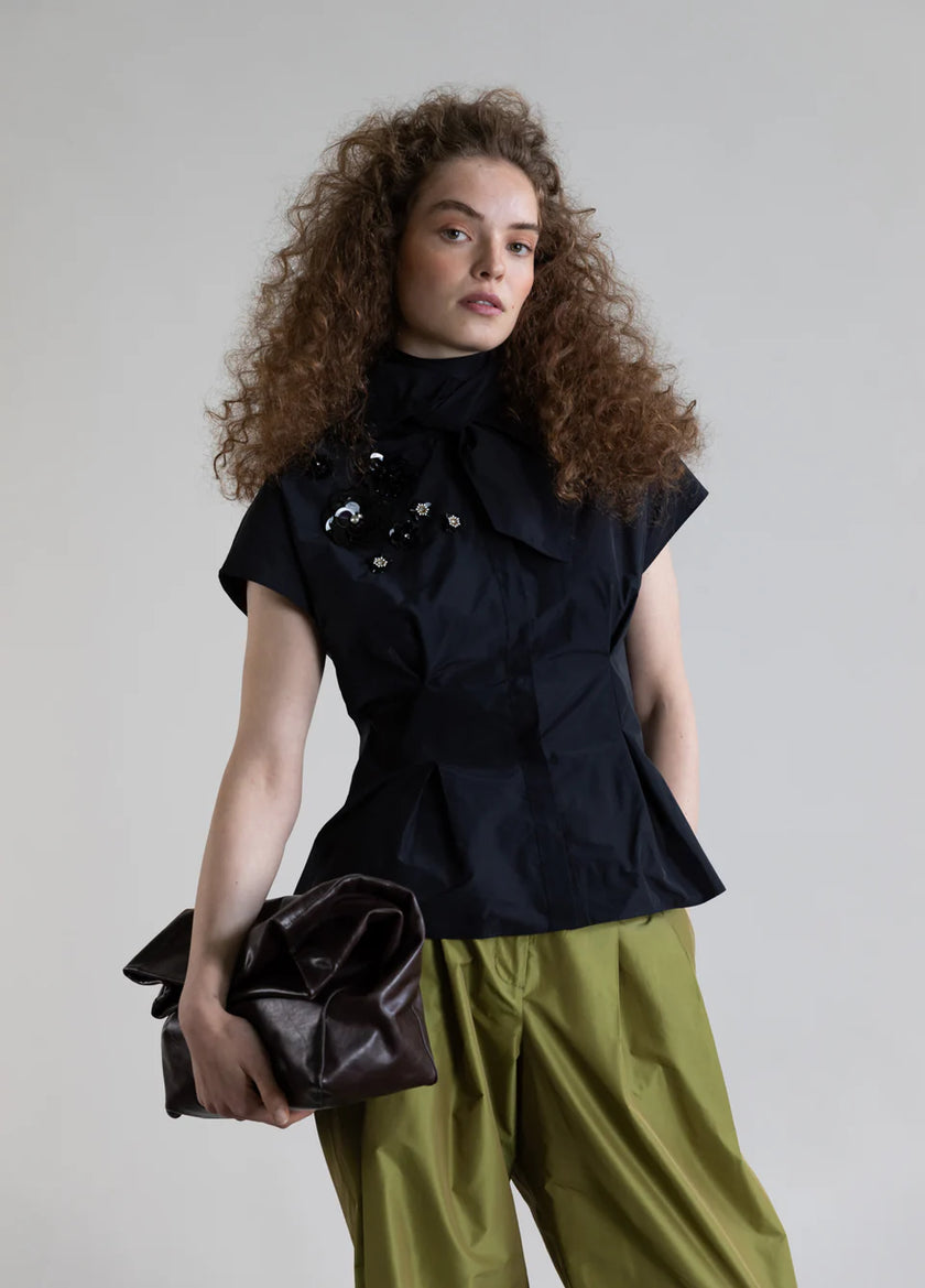 Cropped Fitted Shirt with Ring Collar & Sequin Floral Detail