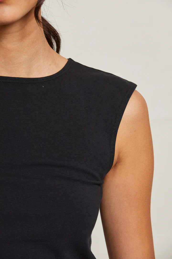 Elanor Muscle Jersey Tee- Black