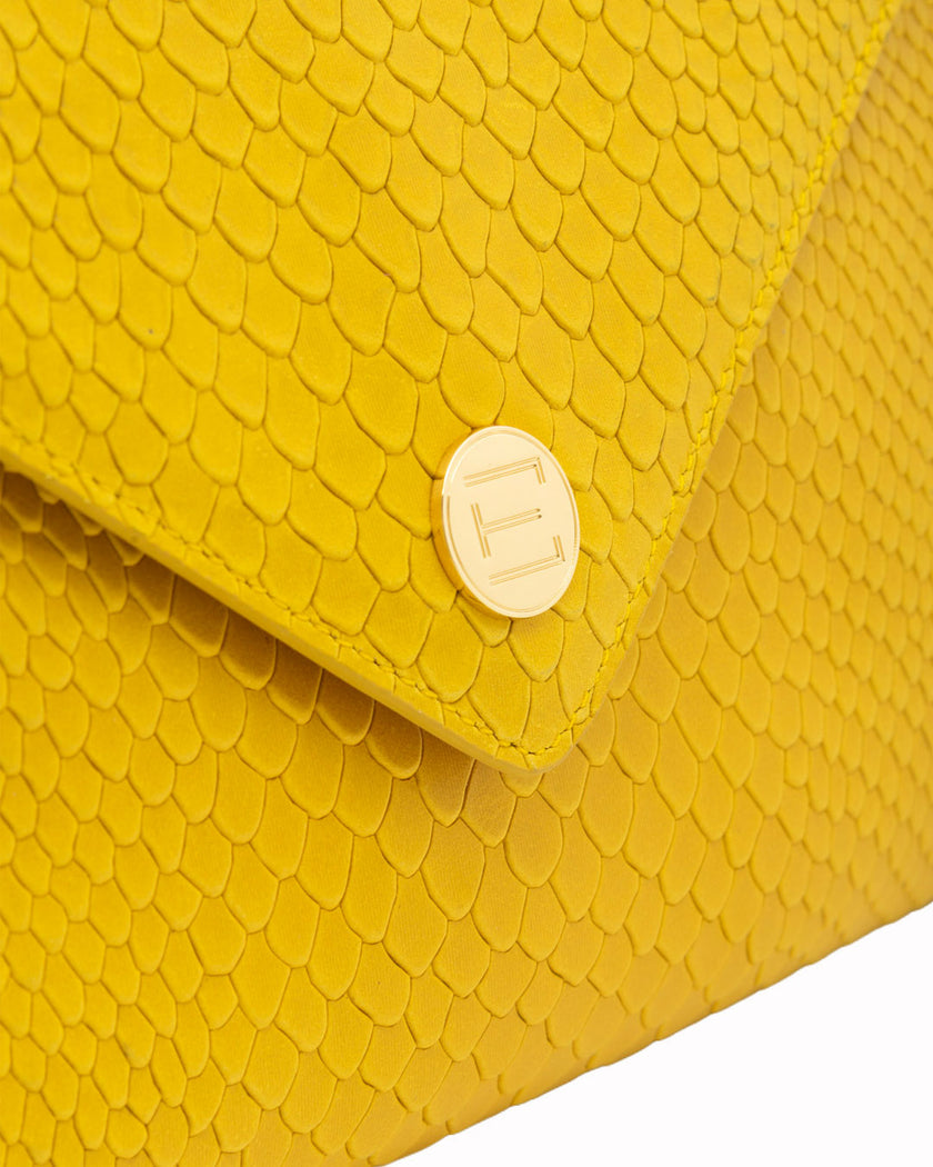 Elaine Turner- Bella Clutch- Sunflower Lizard - Edit by Elaine Turner