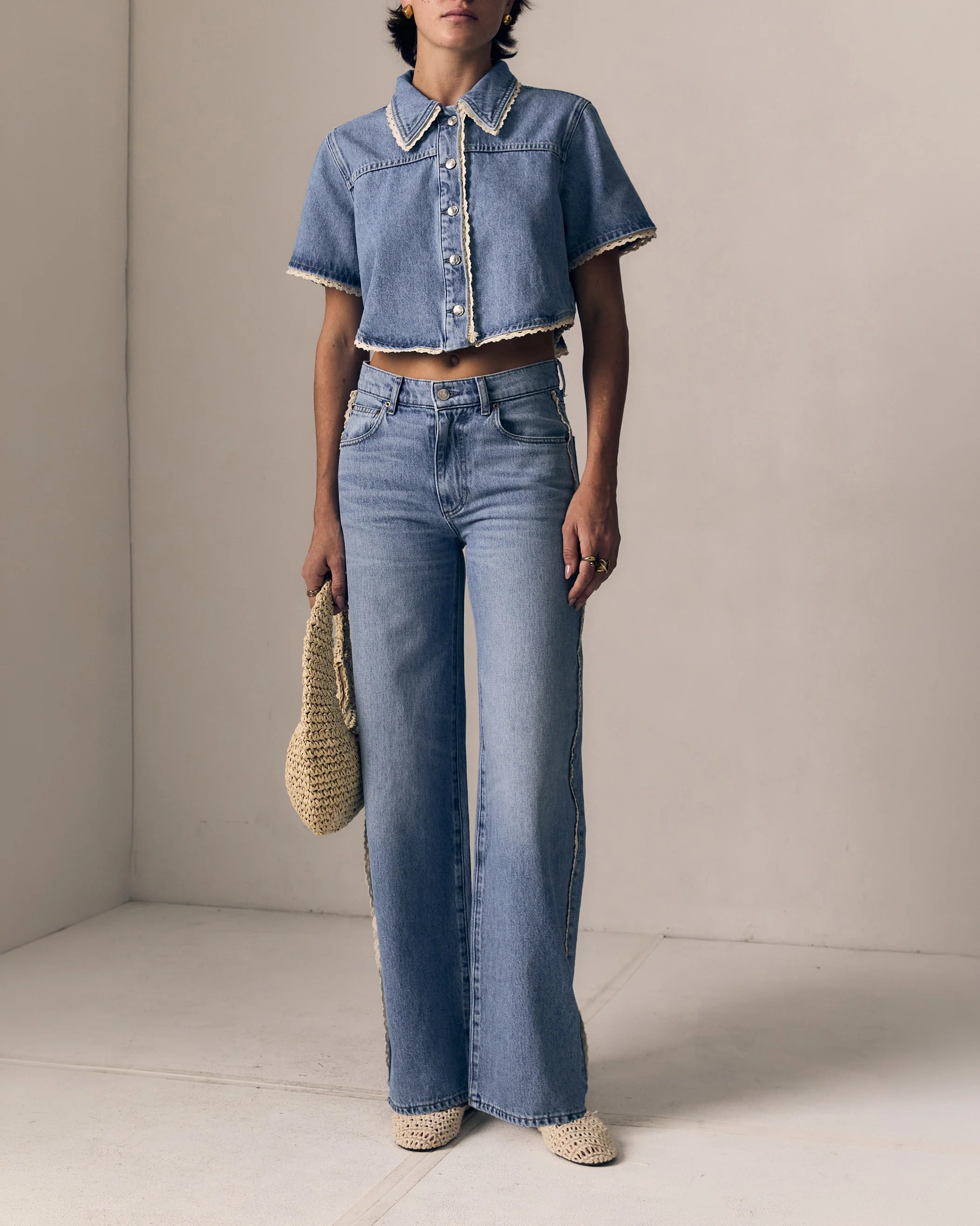 Le Jean- Crochet Trim Column Jeans- Mid Rise