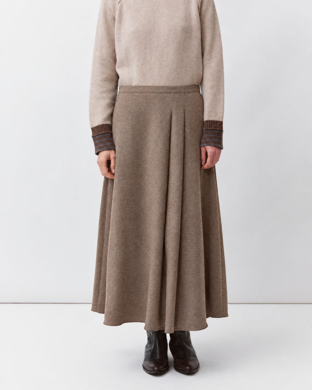 Diega- Jonico Skirt - Taupe - Edit by Elaine Turner